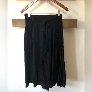 Lush| Black midi skirt with tie waist & pockets•••Boho & farm Cottagecore style